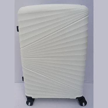 Tvrdi kofer na točkiće – beli, moderno reljefno kućište - Materijal na lalafo.rs Tvrdi kofer na točkiće – beli, moderno reljefno kućište - Materijal