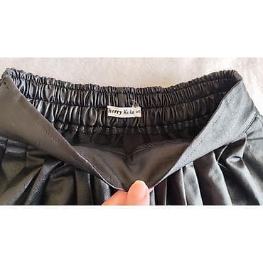 Kožna suknja – veličina S - Crna mini suknja A-kroja od eko kože - na lalafo.rs — 7 Kožna suknja – veličina S - Crna mini suknja A-kroja od eko kože - — 7