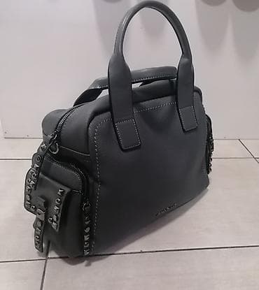 Nova tašna MARINA GALANTTI
IMA I DUŽI KAIŠ
SNIŽENJE at lalafo.rs — 3 Nova tašna MARINA GALANTTI
IMA I DUŽI KAIŠ
SNIŽENJE — 3