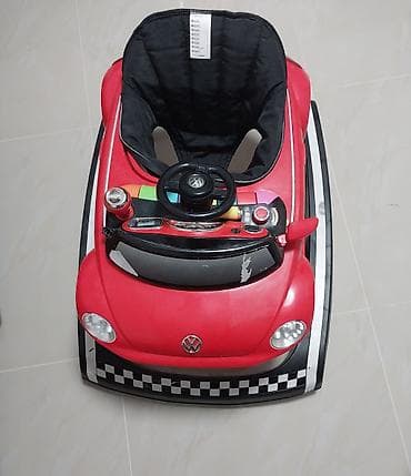 Hodalica za bebe u obliku automobila Volkswagen - Model inspirisan VW na lalafo.rs Hodalica za bebe u obliku automobila Volkswagen - Model inspirisan VW