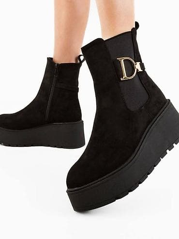 Ženske platforme gležnjače sa ukrasnom kopčom - Moderni model sa na lalafo.rs — 1 Ženske platforme gležnjače sa ukrasnom kopčom - Moderni model sa — 1