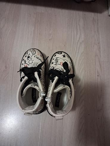 Dečje čizme sa pertlama i bočnim rajsferšlusom - Model: gležnjače sa na lalafo.rs — 7 Dečje čizme sa pertlama i bočnim rajsferšlusom - Model: gležnjače sa — 7