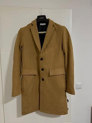 Zenski kaput – kamel boja, klasičan kroj - Model: jednoredni, tri na lalafo.rs — 2 Zenski kaput – kamel boja, klasičan kroj - Model: jednoredni, tri — 2