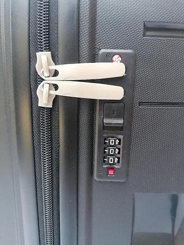 Travel suitcases and bags: Tvrdi kofer za putovanja – crni, veliki format - Materijal: čvrsta at lalafo.rs — 5 Travel suitcases and bags: Tvrdi kofer za putovanja – crni, veliki format - Materijal: čvrsta — 5