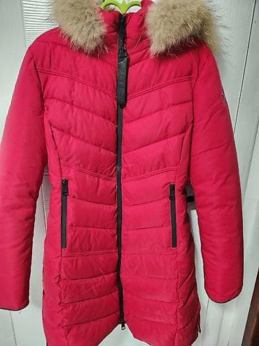 Ženska zimska jakna – crvena, duža, prošivena. Moda piu anna. velicina na lalafo.rs Ženska zimska jakna – crvena, duža, prošivena. Moda piu anna. velicina