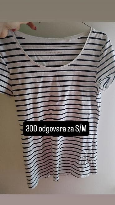 Ženske majice kratkih rukava – više modela - Crna majica sa printom na lalafo.rs — 4 Ženske majice kratkih rukava – više modela - Crna majica sa printom — 4