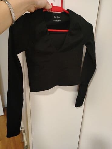 Bershka XS
I pimkie XS
Cena za obe na lalafo.rs Bershka XS
I pimkie XS
Cena za obe