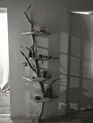 Unikatna zidna polica “Drvo” - Ručno rađena unilatna dekorativna na lalafo.rs — 1 Unikatna zidna polica “Drvo” - Ručno rađena unilatna dekorativna — 1