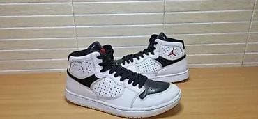 Nike Air Jordan (br.44) patike su u dobrom stanju kao što se vidi i na na lalafo.rs — 5 Nike Air Jordan (br.44) patike su u dobrom stanju kao što se vidi i na — 5