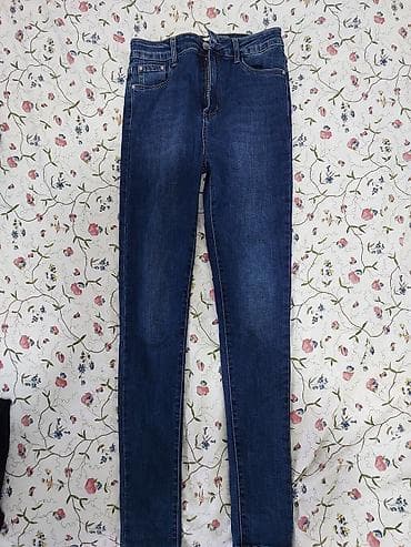 Ženske farmerke, veličina 28 na lalafo.rs — 1 Ženske farmerke, veličina 28 — 1