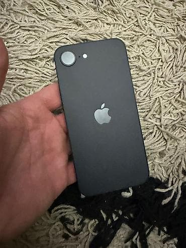 Iphone 16e black 128gb simfree, icloud free, baterija 100% zastitno na lalafo.rs — 4 Iphone 16e black 128gb simfree, icloud free, baterija 100% zastitno — 4