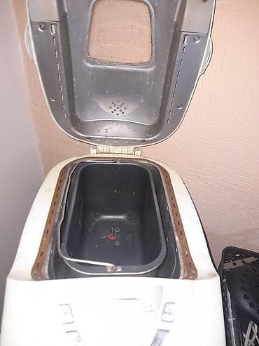 Aparat za pečenje hleba Coral Electric BM-900. - Kapacitet hleba: 750 at lalafo.rs — 4 Aparat za pečenje hleba Coral Electric BM-900. - Kapacitet hleba: 750 — 4