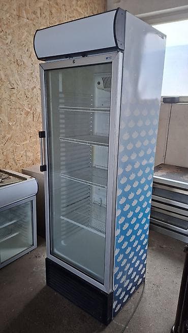 Komercijalna rashladna vitrina sa staklenim vratima – UĞUR - Tip na lalafo.rs — 1 Komercijalna rashladna vitrina sa staklenim vratima – UĞUR - Tip — 1