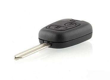 Daljinski ključ za automobil – 2 dugmeta - Tip: mehanički ključ sa at lalafo.rs — 1 Daljinski ključ za automobil – 2 dugmeta - Tip: mehanički ključ sa — 1