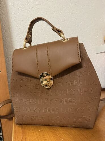 Materijal: Veštačka koža na lalafo.rs Materijal: Veštačka koža