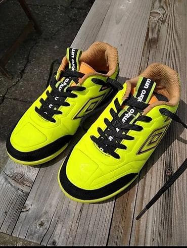 Umbro patike za fudbal br. 31,kao nove na lalafo.rs — 6 Umbro patike za fudbal br. 31,kao nove — 6