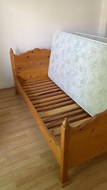Furniture: Na prodaju dva kvalitetna kreveta od punog drveta, ručno rađena at lalafo.rs — 2 Furniture: Na prodaju dva kvalitetna kreveta od punog drveta, ručno rađena — 2