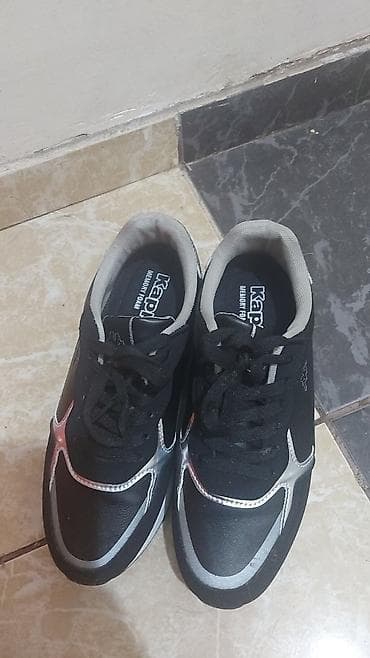 Original kappa patike,broj 39,ung 25cm. patike su nove,moze licno na lalafo.rs Original kappa patike,broj 39,ung 25cm. patike su nove,moze licno