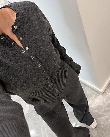 prsluk jaknica mango u: • Komplet || • Materijal 100%pamuk❗️ • Uni size DOPUNE SU STIGLE na lalafo.rs — 2 prsluk jaknica mango u: • Komplet || • Materijal 100%pamuk❗️ • Uni size DOPUNE SU STIGLE — 2