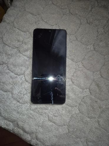 Smartfon sa ekranom na dodir - Moderan, tanak dizajn sa zaobljenim na lalafo.rs — 1 Smartfon sa ekranom na dodir - Moderan, tanak dizajn sa zaobljenim — 1