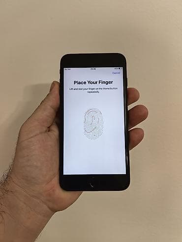 Mobile Phones & Accessories: Iphone 7 plus sa 256 gb memorije, otključan za sve mreže. Telefon je at lalafo.rs — 4 Mobile Phones & Accessories: Iphone 7 plus sa 256 gb memorije, otključan za sve mreže. Telefon je — 4