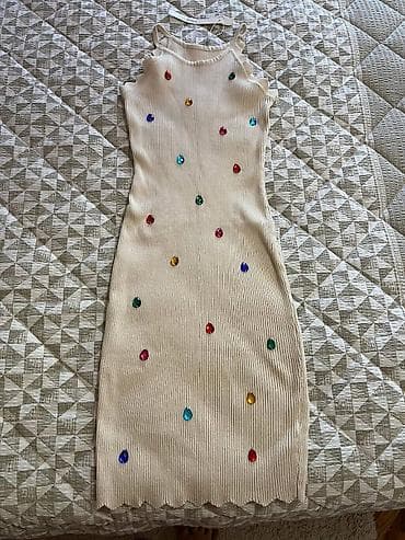 kom sa etiketom: Potpuno nova haljina sa etiketom, kupljenja na brzinu za neku proskavu at lalafo.rs — 2 kom sa etiketom: Potpuno nova haljina sa etiketom, kupljenja na brzinu za neku proskavu — 2