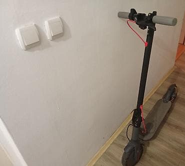 Elektro trotinet U KVARU NE RADI GAS MORA DA SE IZEMNI SENSORI I EKRAN na lalafo.rs Elektro trotinet U KVARU NE RADI GAS MORA DA SE IZEMNI SENSORI I EKRAN