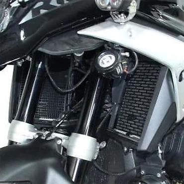 Zaštitne mrežice hladnjaka – set levo/desno - Namenjene zaštiti na lalafo.rs Zaštitne mrežice hladnjaka – set levo/desno - Namenjene zaštiti