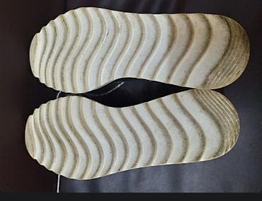 Moderne cipele sa platformom u upečatljivoj srebrnoj boji, sa na lalafo.rs — 5 Moderne cipele sa platformom u upečatljivoj srebrnoj boji, sa — 5