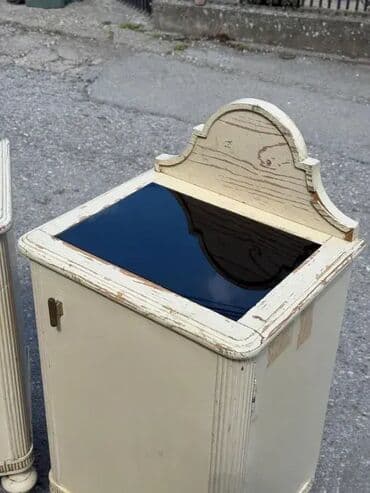 Antique Dressers: Stare stilske komode i noćni stočići 🕰️ Starosti preko 100 godina 👍 U at lalafo.rs — 10 Antique Dressers: Stare stilske komode i noćni stočići 🕰️ Starosti preko 100 godina 👍 U — 10