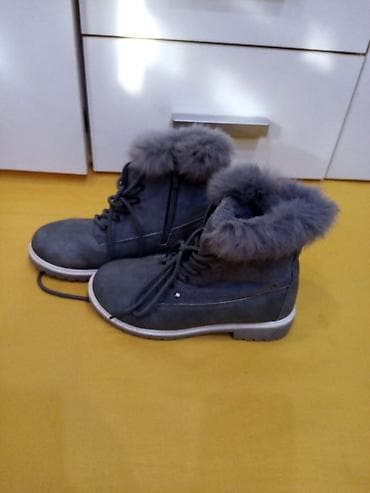 Zimske čizme sa krznom – broj 36 - Boja: tamnosiva/antracit - na lalafo.rs — 4 Zimske čizme sa krznom – broj 36 - Boja: tamnosiva/antracit - — 4