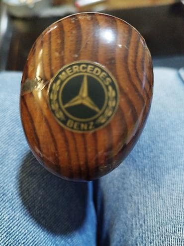 cepaci za drva: Drvena ručica menjača – Mercedes-Benz - Klasični dizajn od tamnog na lalafo.rs — 3 cepaci za drva: Drvena ručica menjača – Mercedes-Benz - Klasični dizajn od tamnog — 3