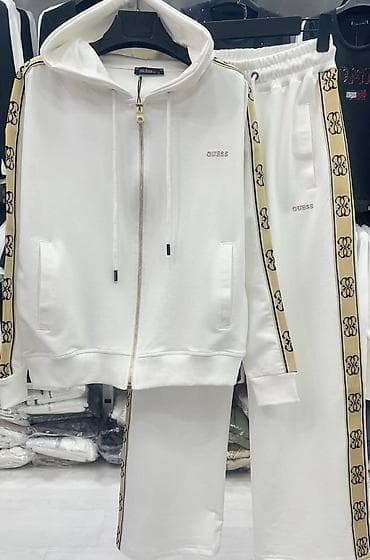 S, m, l, xl, 2xl
8000
Original na lalafo.rs — 3 S, m, l, xl, 2xl
8000
Original — 3