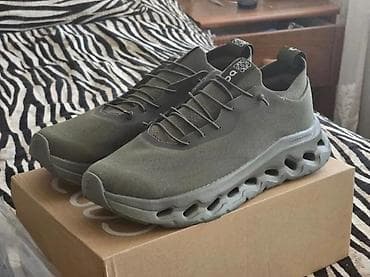 LOEWE X CLOUDMONSTER, ORIGINAL, HIT, VEL. 42 | Dostupne odmah! ! ! na lalafo.rs LOEWE X CLOUDMONSTER, ORIGINAL, HIT, VEL. 42 | Dostupne odmah! ! !