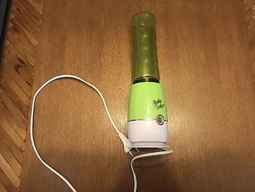 Ispravan električni blender-šejker sa plastičnom posudom na lalafo.rs — 1 Ispravan električni blender-šejker sa plastičnom posudom — 1