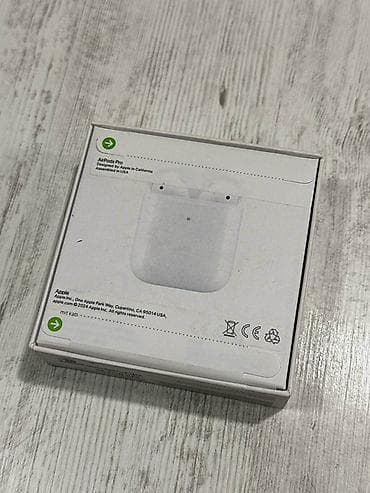 Apple AirPods (različite generacije) - Modeli na fotografijama na lalafo.rs — 8 Apple AirPods (različite generacije) - Modeli na fotografijama — 8