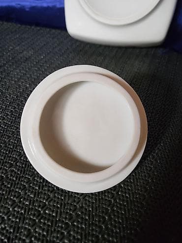 Home & Garden: Secernica nova veca Lichte porcelan 70te.Nemacka. Nova secernica iz at lalafo.rs — 10 Home & Garden: Secernica nova veca Lichte porcelan 70te.Nemacka. Nova secernica iz — 10