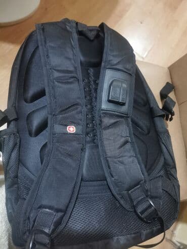 Ostalo: Crni ranac. Made in Swiss ojacan. Nеma ostecenja .Duzina 50cm,sirina na lalafo.rs — 3 Ostalo: Crni ranac. Made in Swiss ojacan. Nеma ostecenja .Duzina 50cm,sirina — 3