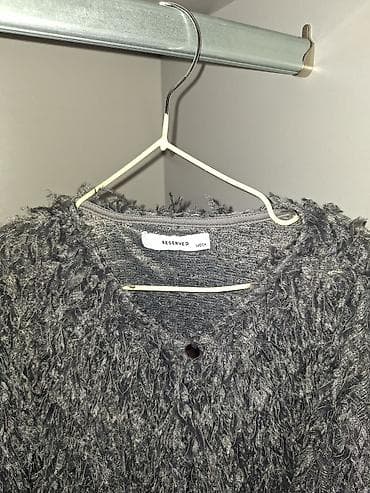 Dečije jakne/džemperi – 2 komada 1) H&M Little Kids, veličina 134 na lalafo.rs — 3 Dečije jakne/džemperi – 2 komada 1) H&M Little Kids, veličina 134 — 3