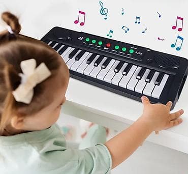 Sintisajzer sa mikrofonom za decu na lalafo.rs — 1 Sintisajzer sa mikrofonom za decu — 1