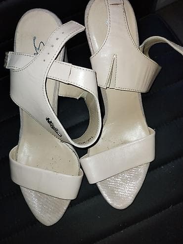 Sandale, 38 na lalafo.rs Sandale, 38