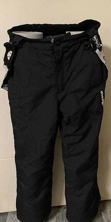 Ski pantalone Ellesse vel. 14 na lalafo.rs — 4 Ski pantalone Ellesse vel. 14 — 4