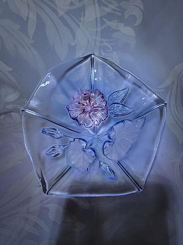 Bombonijera nova Mikasa Nemacka 80te.god. Bombonijera perfektan na lalafo.rs Bombonijera nova Mikasa Nemacka 80te.god. Bombonijera perfektan