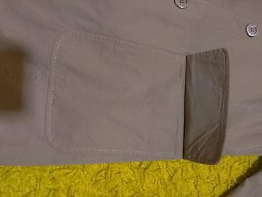 pantalone butiku ali: Esprit mantil,bez boja,koriscen,ali bez ostecenja.Cena 800 dinara na lalafo.rs — 4 pantalone butiku ali: Esprit mantil,bez boja,koriscen,ali bez ostecenja.Cena 800 dinara — 4