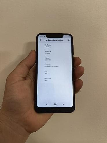 Mobile Phones & Accessories: Motorola One dual sim sim free, sa 4/64gb memorije. Dobro očuvan i at lalafo.rs — 5 Mobile Phones & Accessories: Motorola One dual sim sim free, sa 4/64gb memorije. Dobro očuvan i — 5