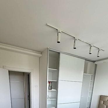 Šinska rasveta komplet 2 metra šine i 4 topa 7500 din Vi birate boju na lalafo.rs Šinska rasveta komplet 2 metra šine i 4 topa 7500 din Vi birate boju