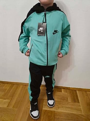 Nike dečija trenerka NOVO Novo Veličine 4 6 8 10 12 14 fb Moja na lalafo.rs — 1 Nike dečija trenerka NOVO Novo Veličine 4 6 8 10 12 14 fb Moja — 1
