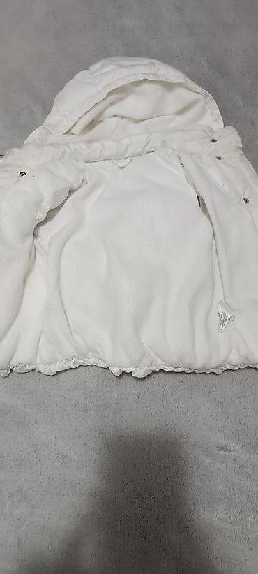 Zimska jakna, očuvana, 9-12 meseci at lalafo.rs — 3 Zimska jakna, očuvana, 9-12 meseci — 3