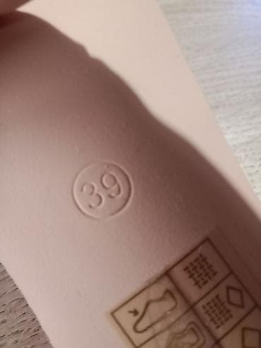 Atraktivne sandale, br.39, Beo shoes, dva puta obuvene, bez oštećenja na lalafo.rs — 8 Atraktivne sandale, br.39, Beo shoes, dva puta obuvene, bez oštećenja — 8