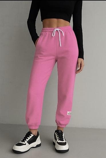 💫Ženske trenerke – klasičan jogger kroj
✅1900 din na lalafo.rs 💫Ženske trenerke – klasičan jogger kroj
✅1900 din